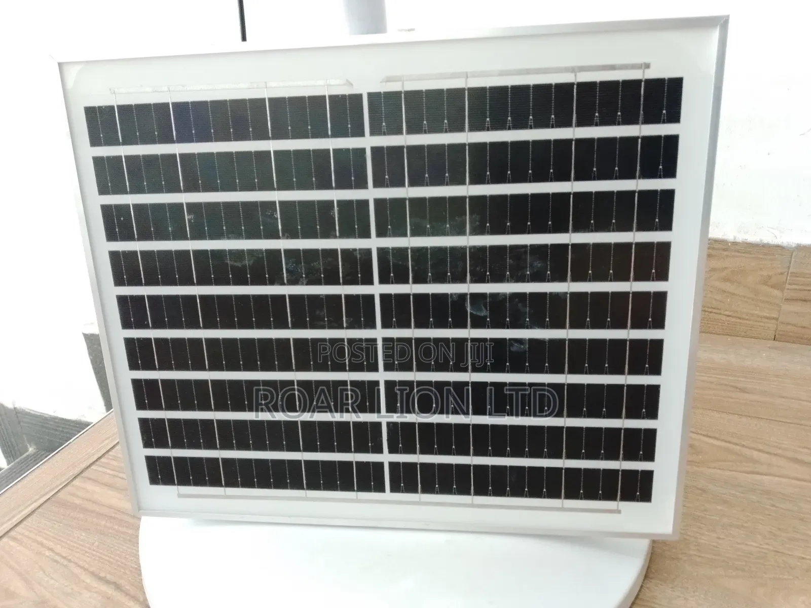 16inch Solar Rechargeable Fan With Panel