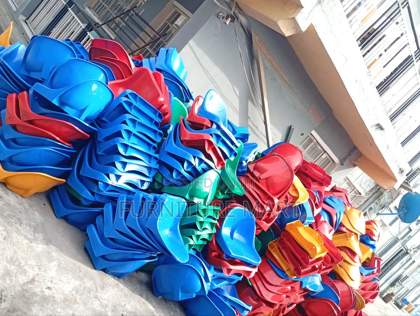 Strong and Durable Plastic Stadium Pavilion Chairs