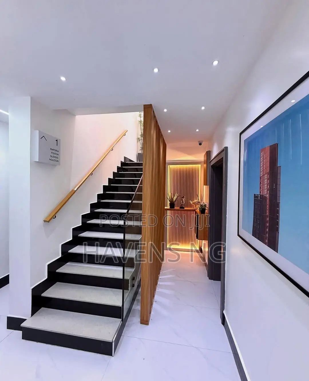 Beautiful One Bedroom Apartment Available