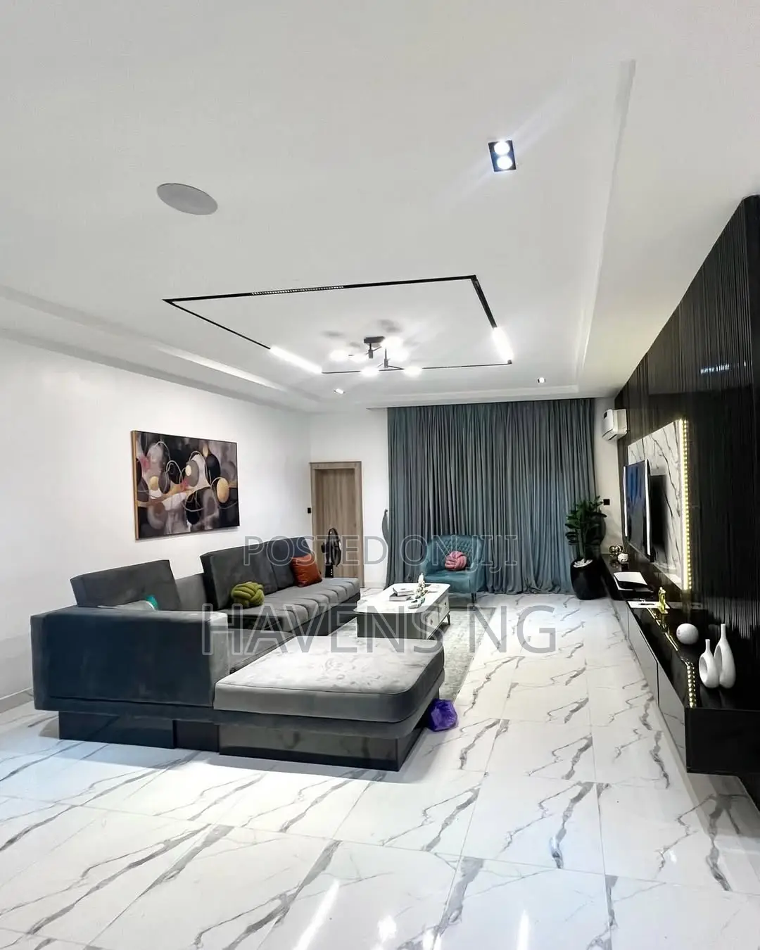 Stunning Three Bedroom Apartment
