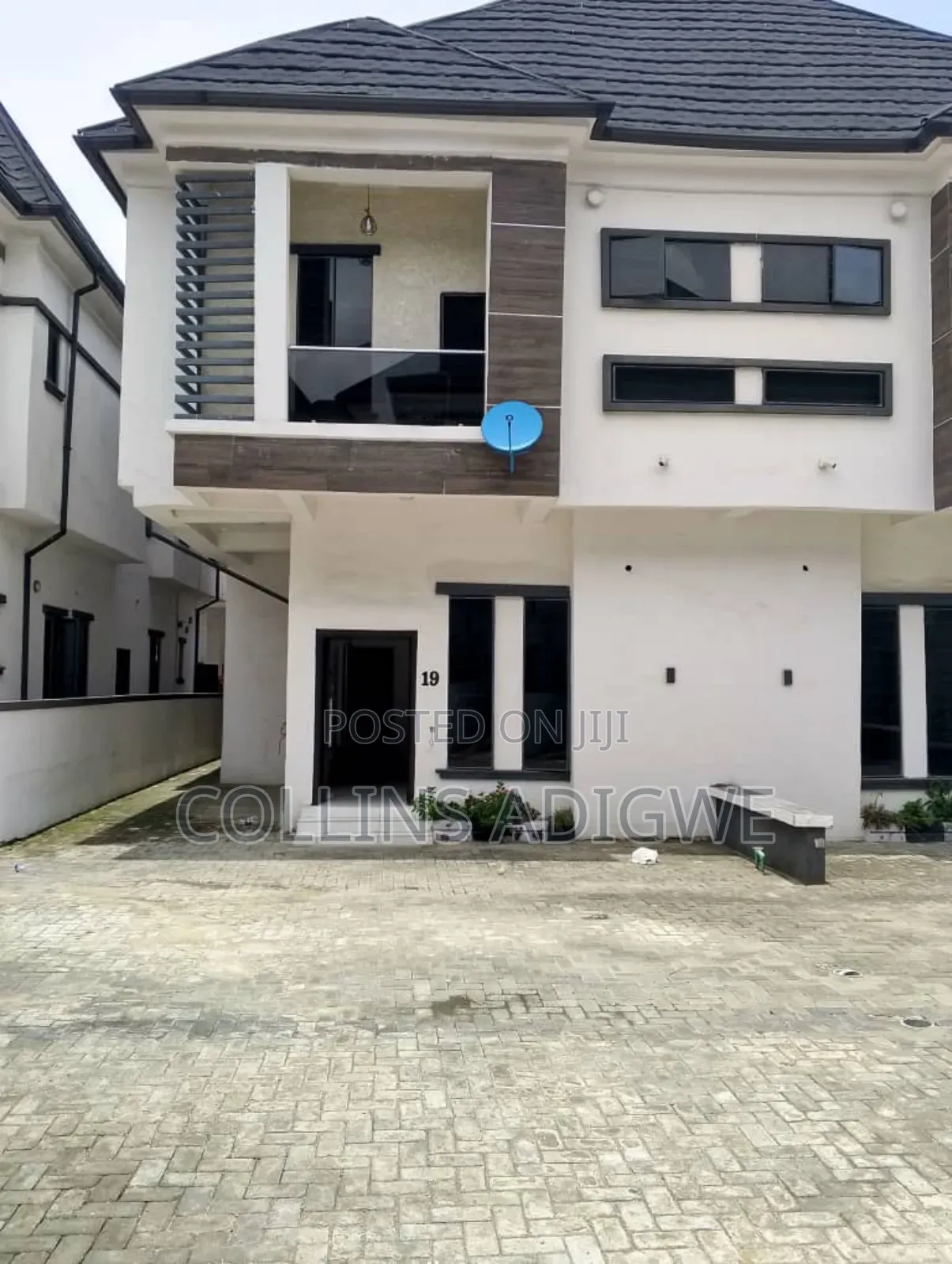 4bdrm Duplex in Orchid Call To Enter, Chevron for rent