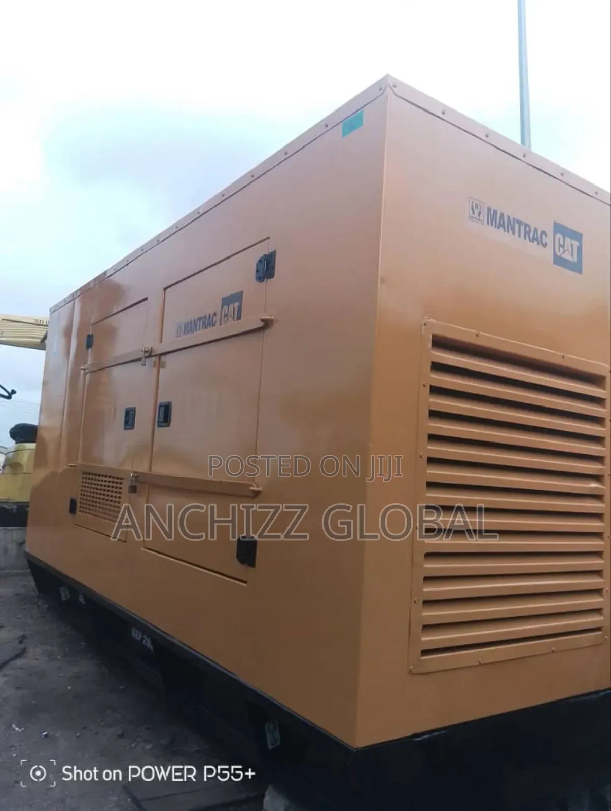 Cat 250kva Soundproof Diesel Generator