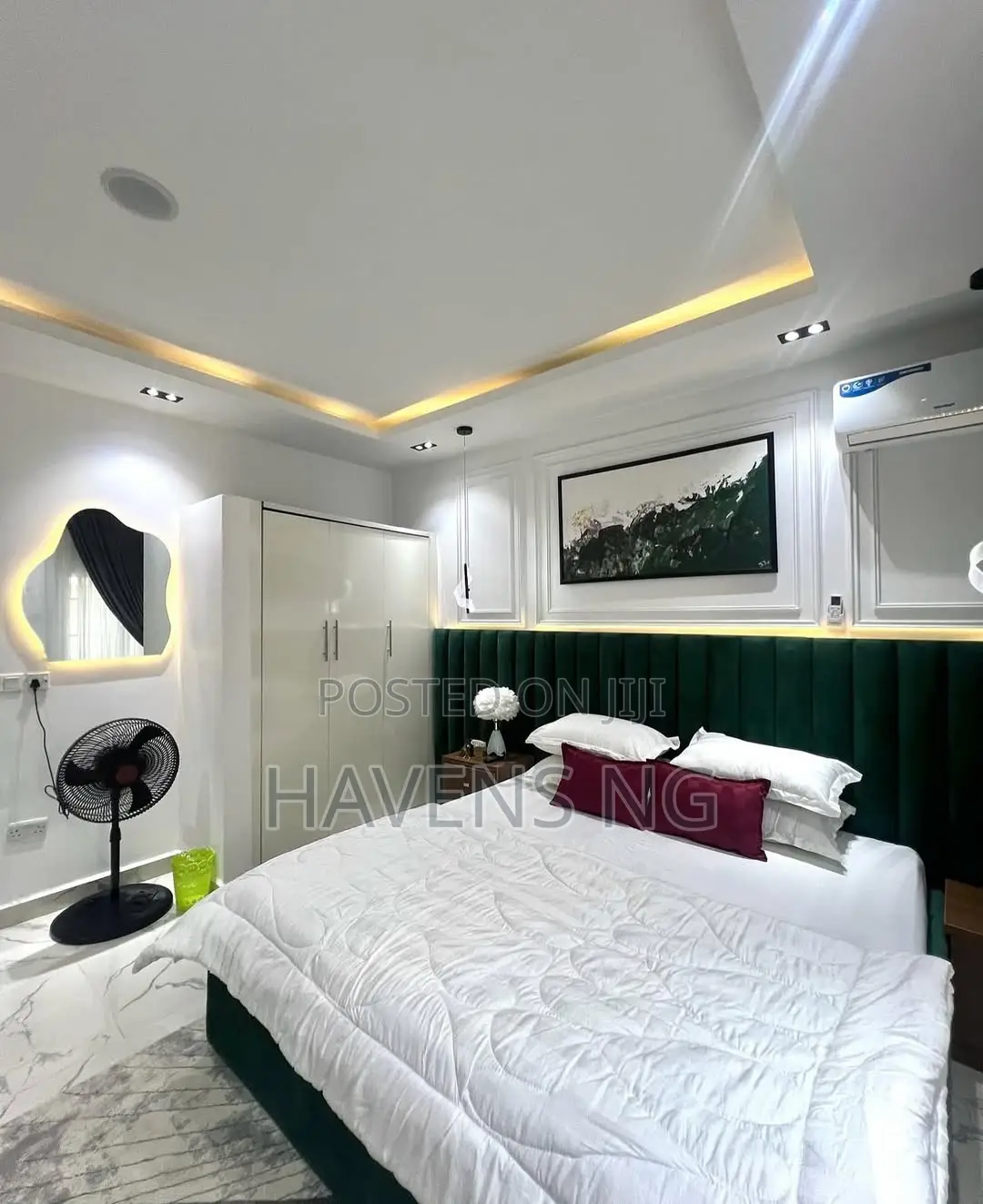 Exquisite 2-Bedroom Serviced Apartment.