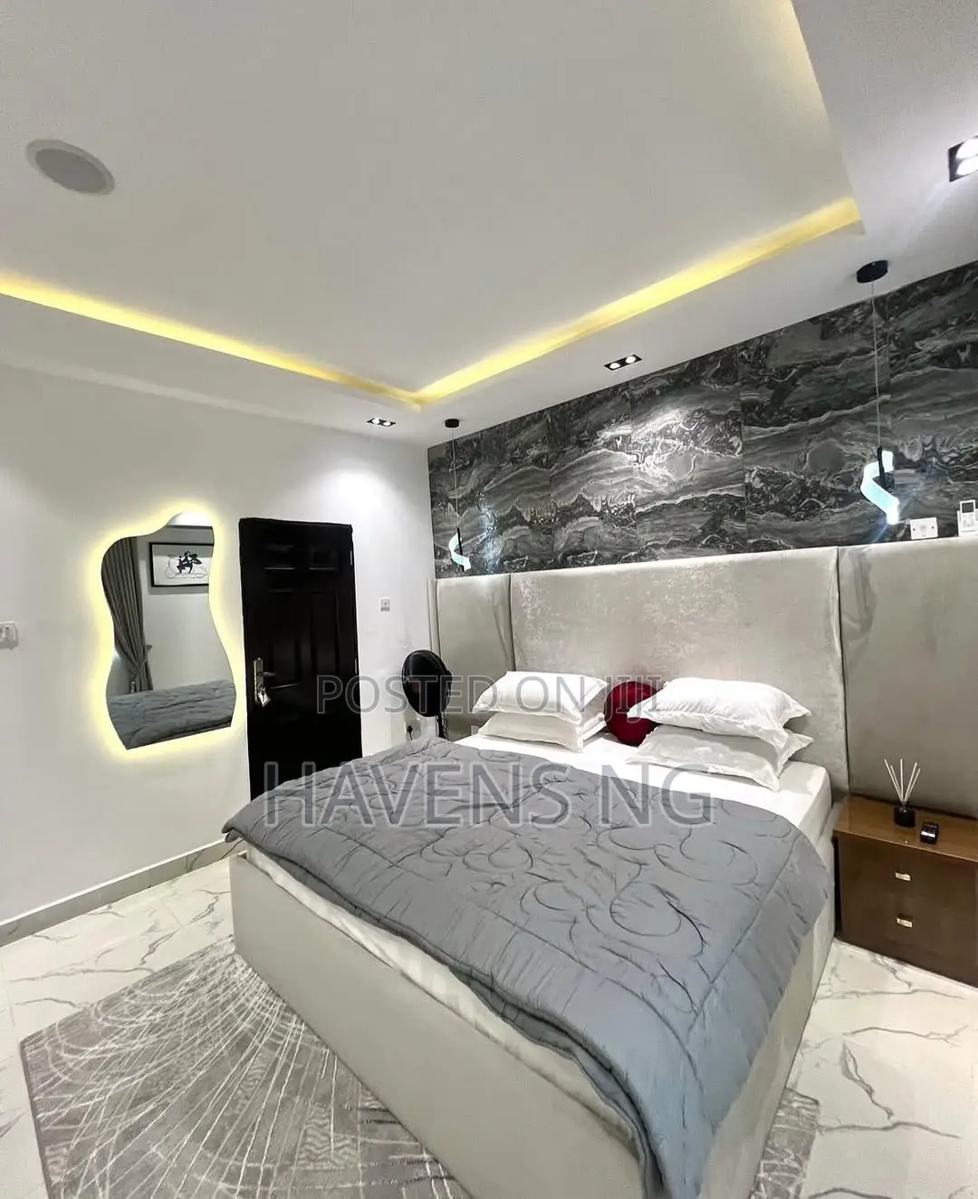 Exquisite 2-Bedroom Serviced Apartment.