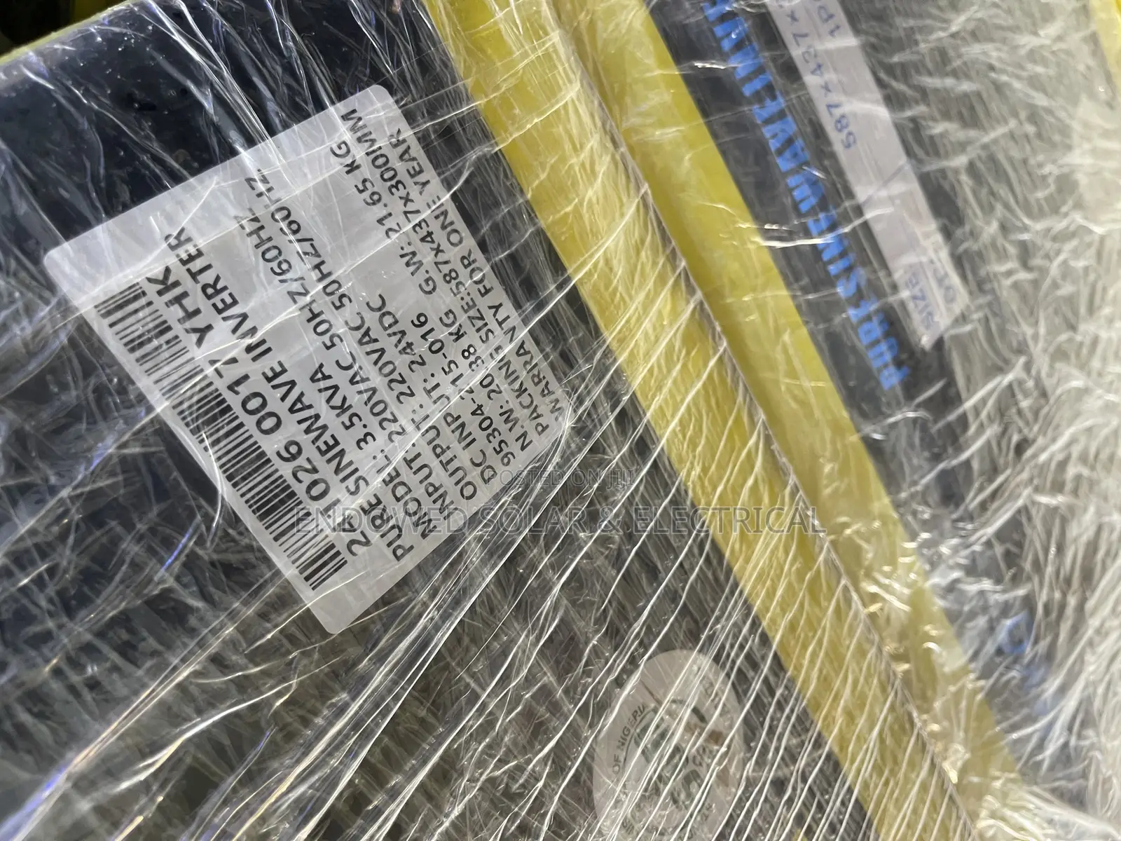 24v Yohako Product of 3.5kva Inverters Are Available