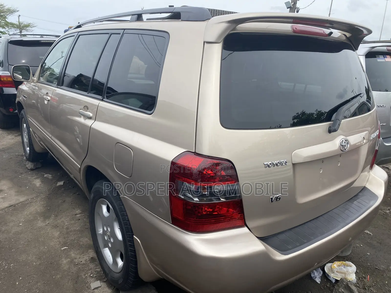 Toyota Highlander V6 2005 Gold