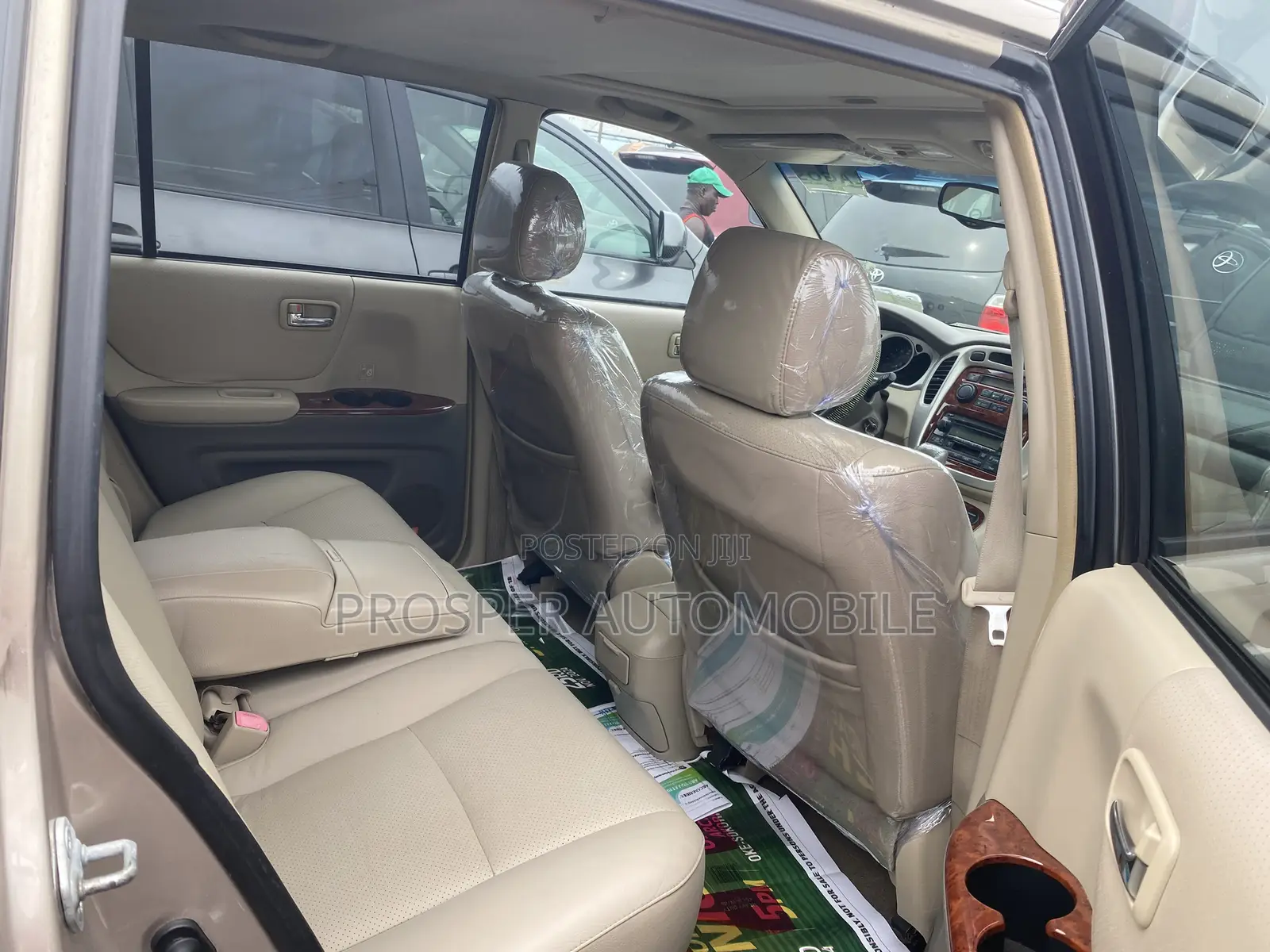 Toyota Highlander V6 2005 Gold