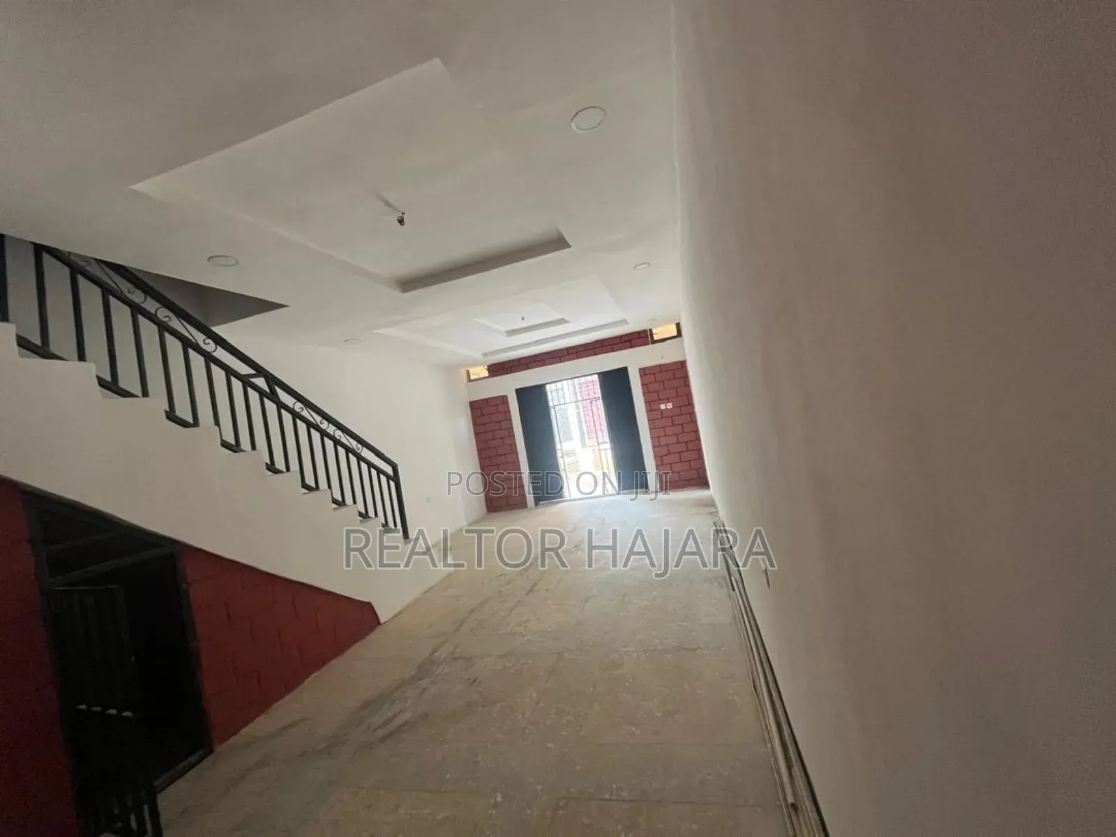Warehouse Shop for Sale at Fo1 Building Material Market