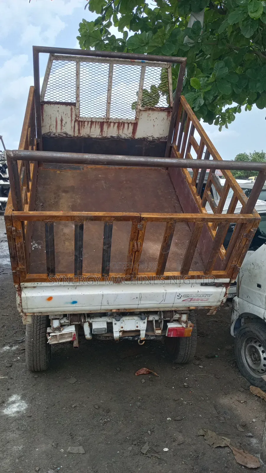 Daihatsu Hijet Tipper Truck 2004 White