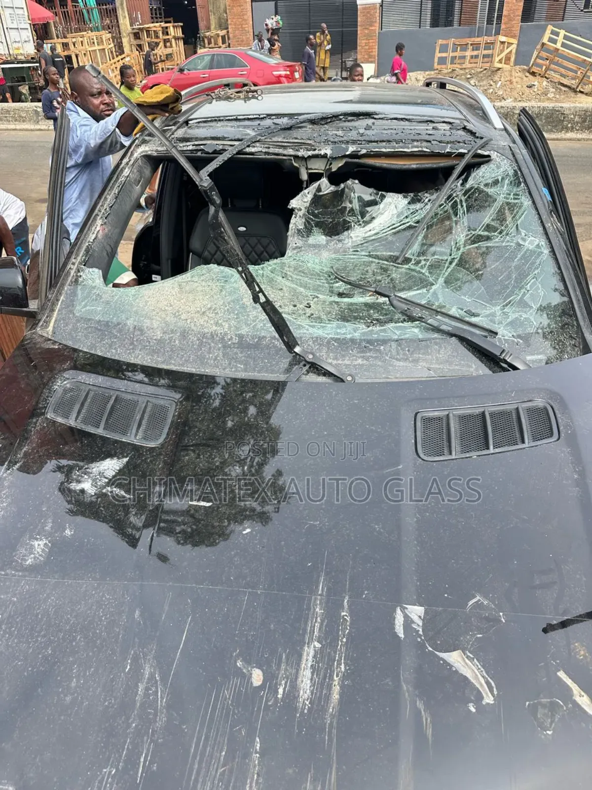 Ml350 2013 Windscreen Glass Available We Deliver