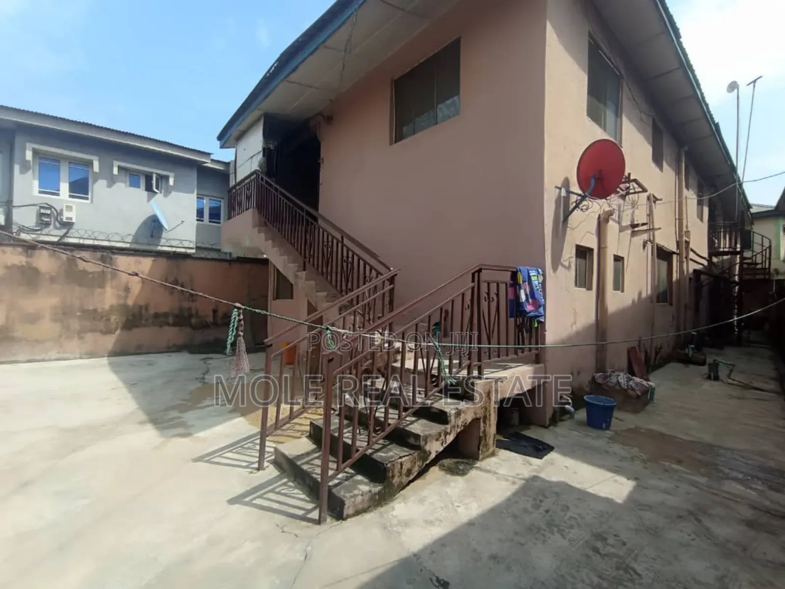 3bdrm Block of Flats in Pedro, Shomolu for sale