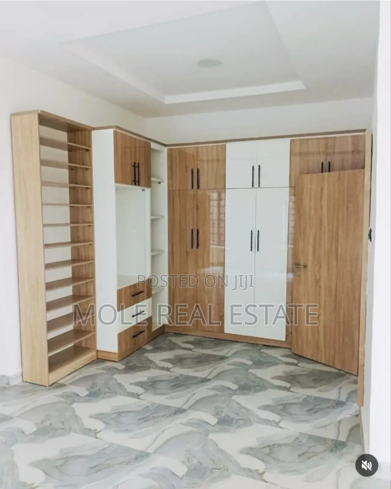 5bdrm Duplex in Ajah for sale
