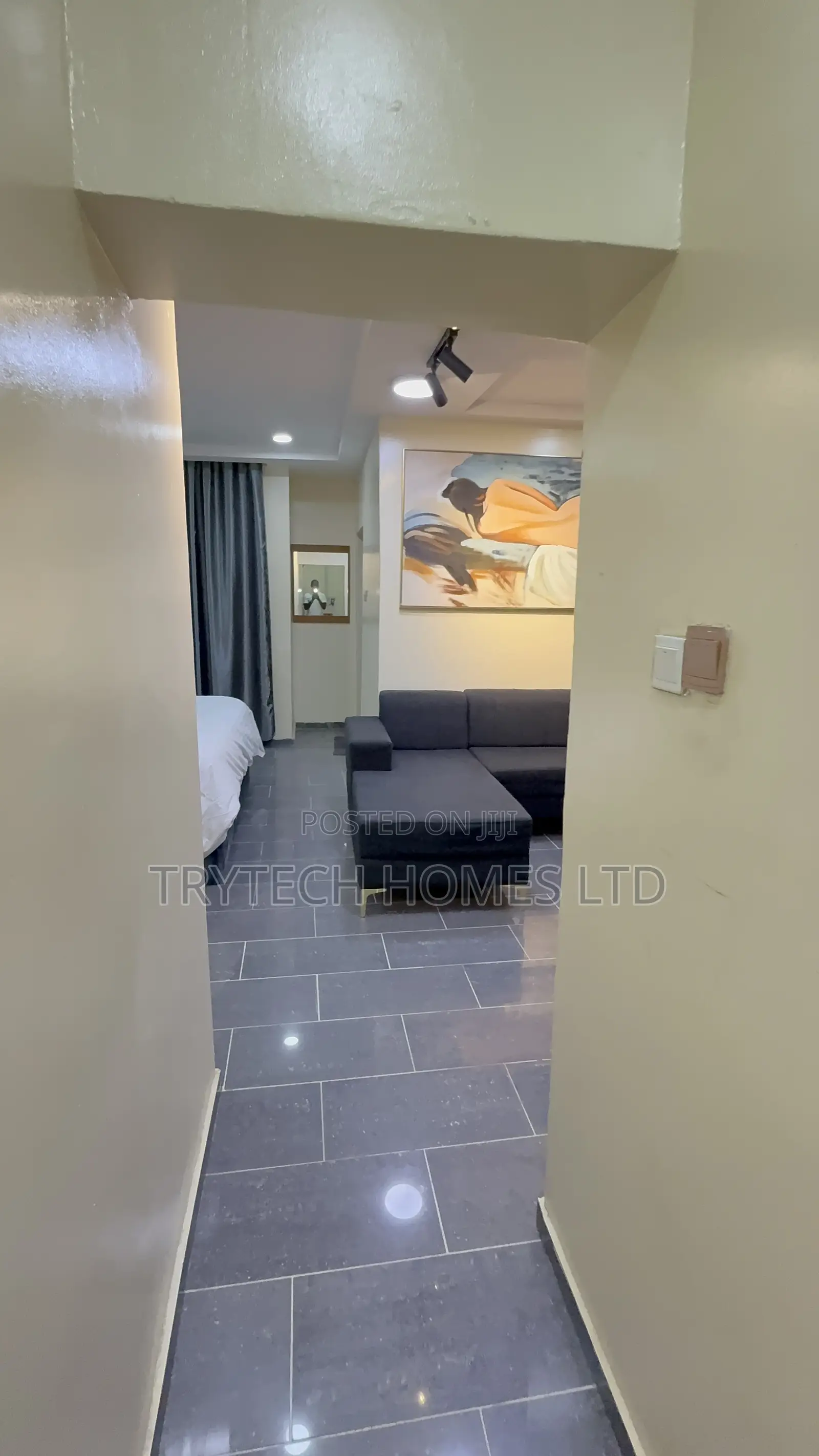 Luxury Studio Apartment
