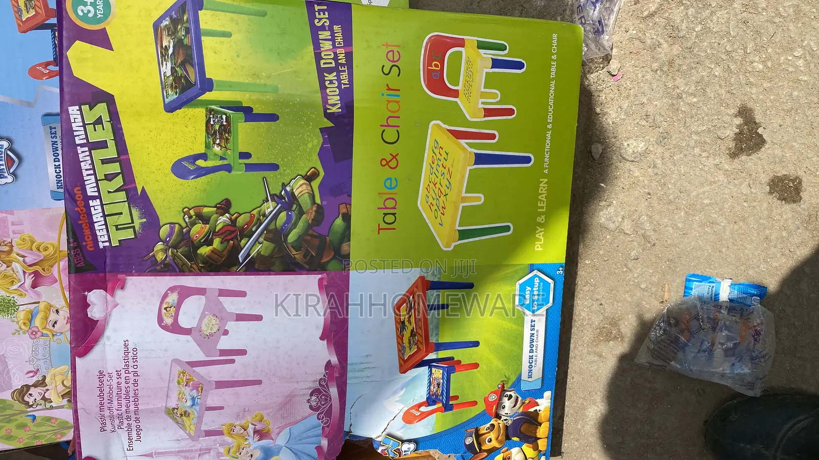 Character Kids Table and Chair