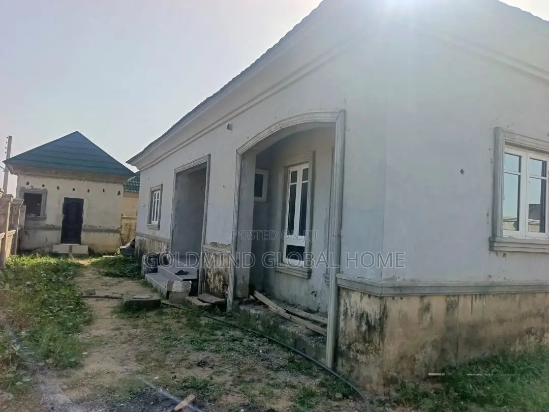3bdrm Bungalow in Lugbe, FHA for sale