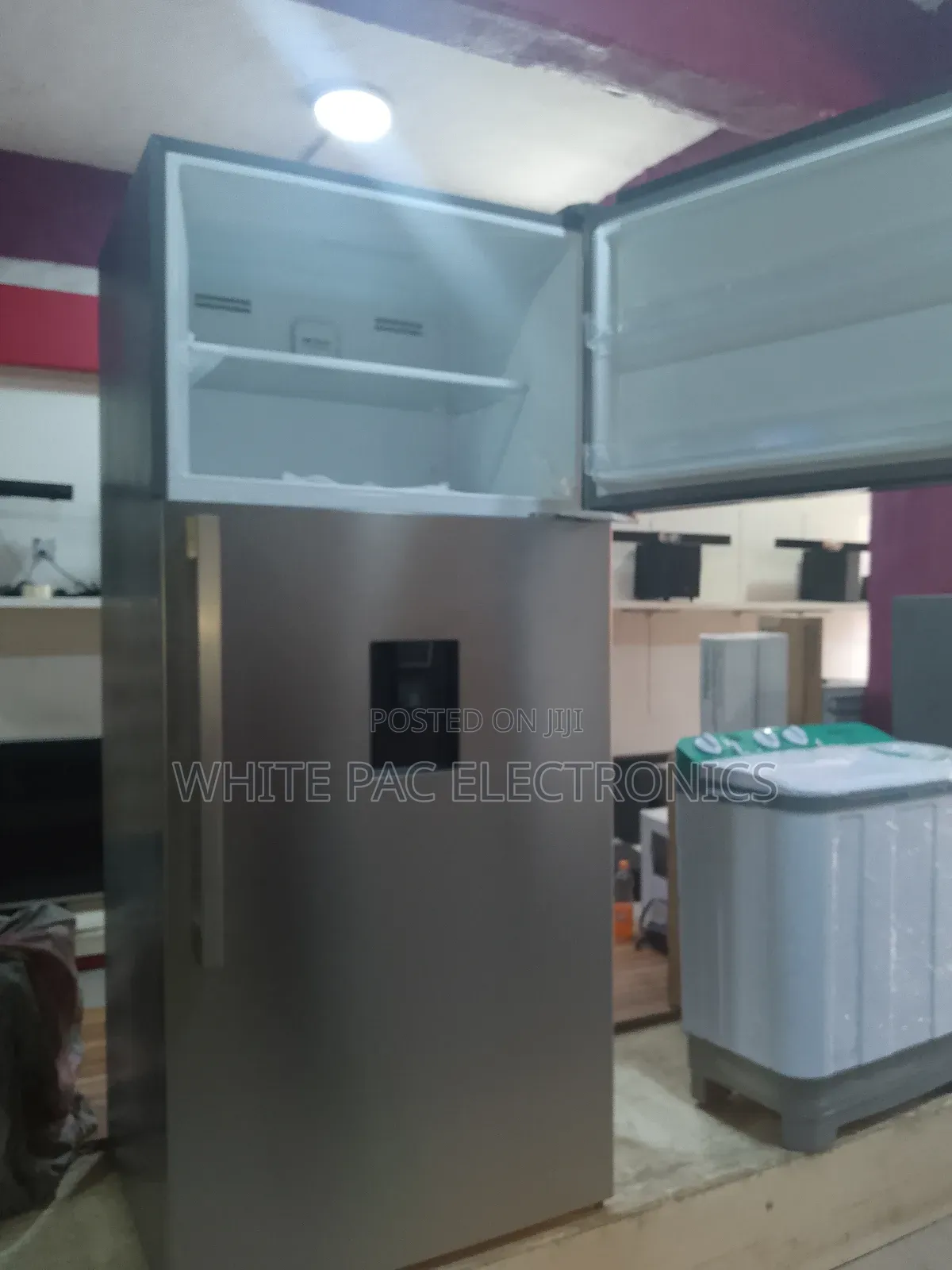 Hisense 535 L Big Size Twins Door Freezer / Fridge>Dispenser