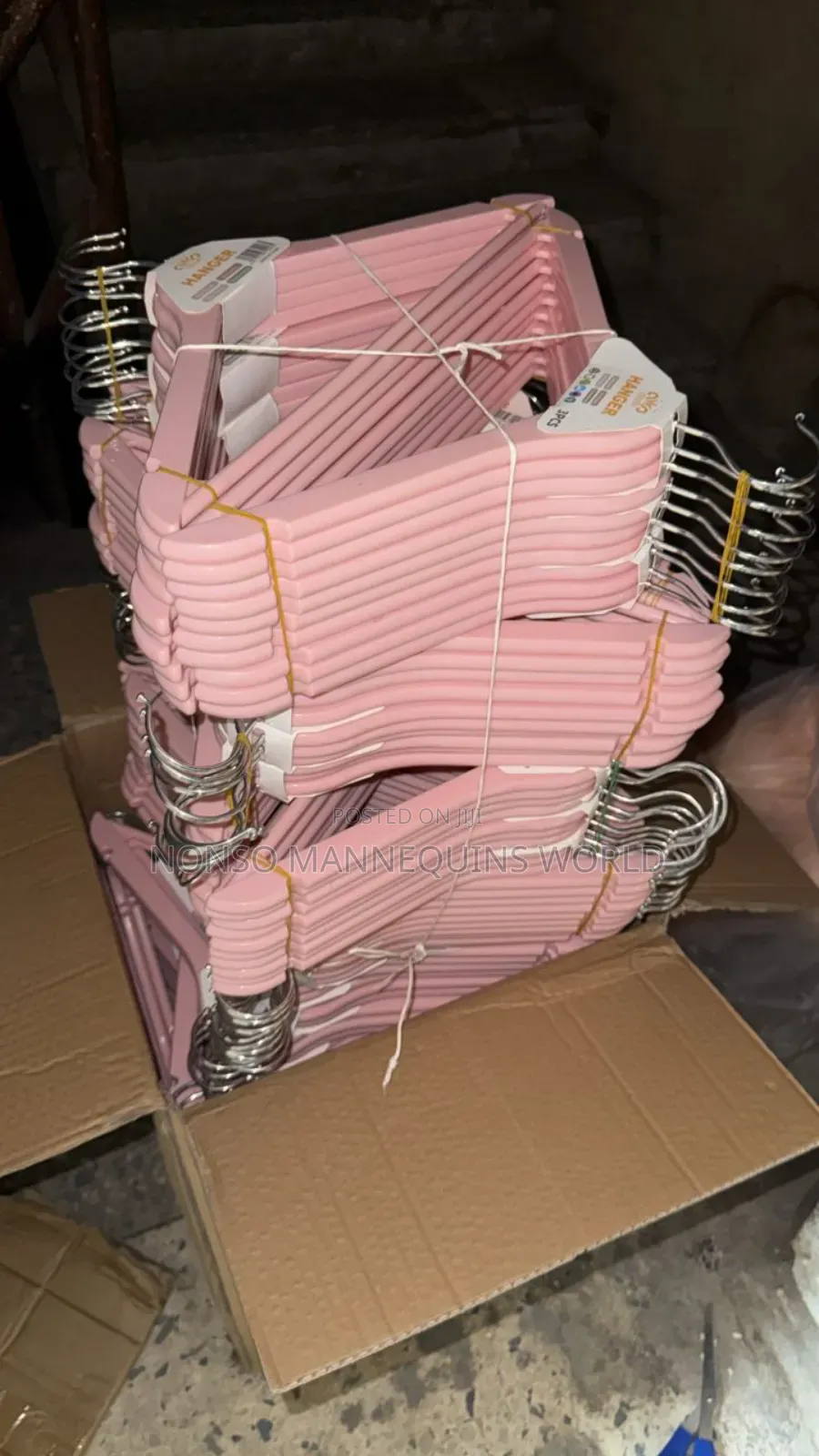 Pink Colour Ceramic Clothes Hangers