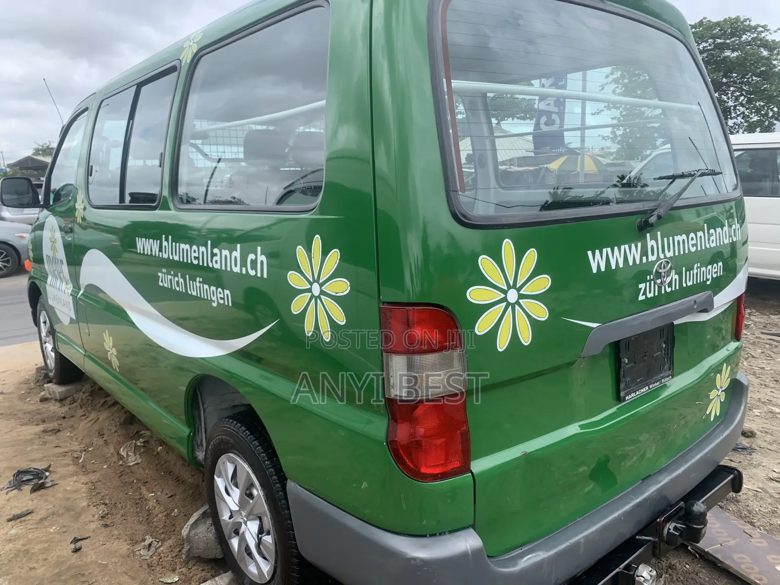 Toyota Grand HiAce 2005 Green