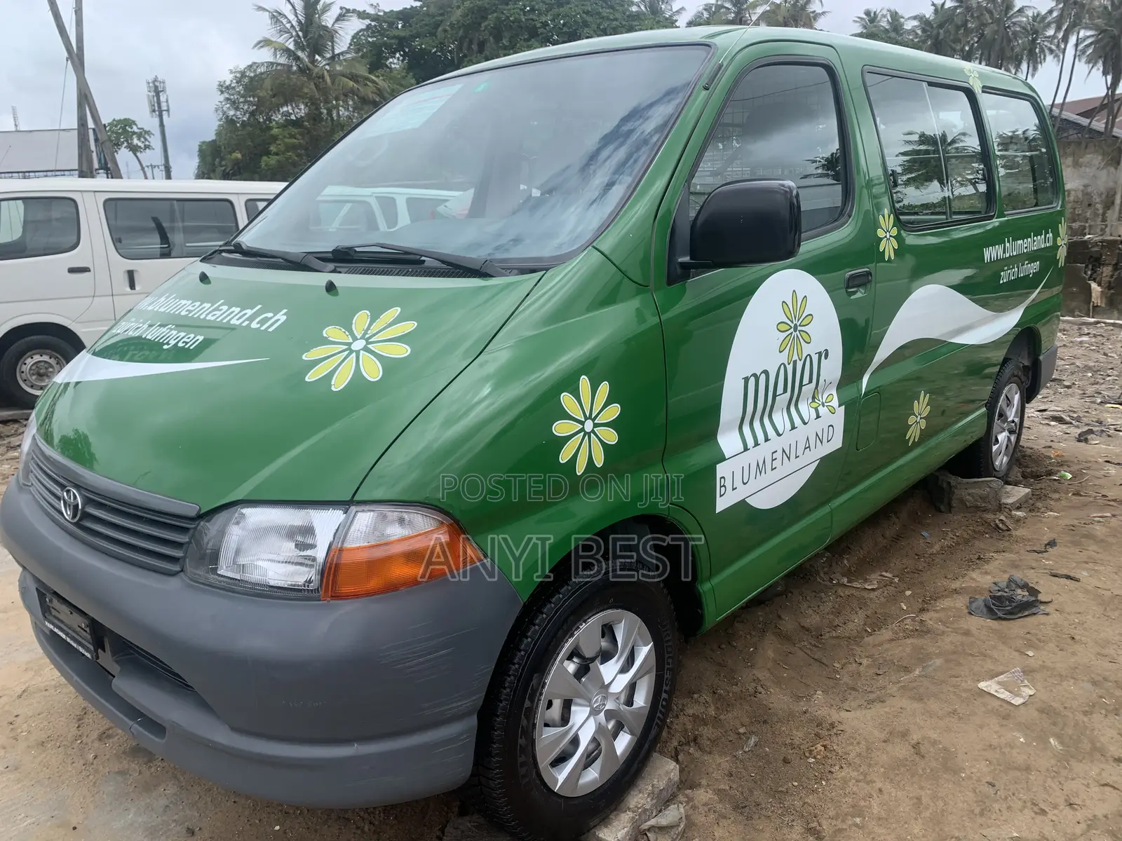 Toyota Grand HiAce 2005 Green