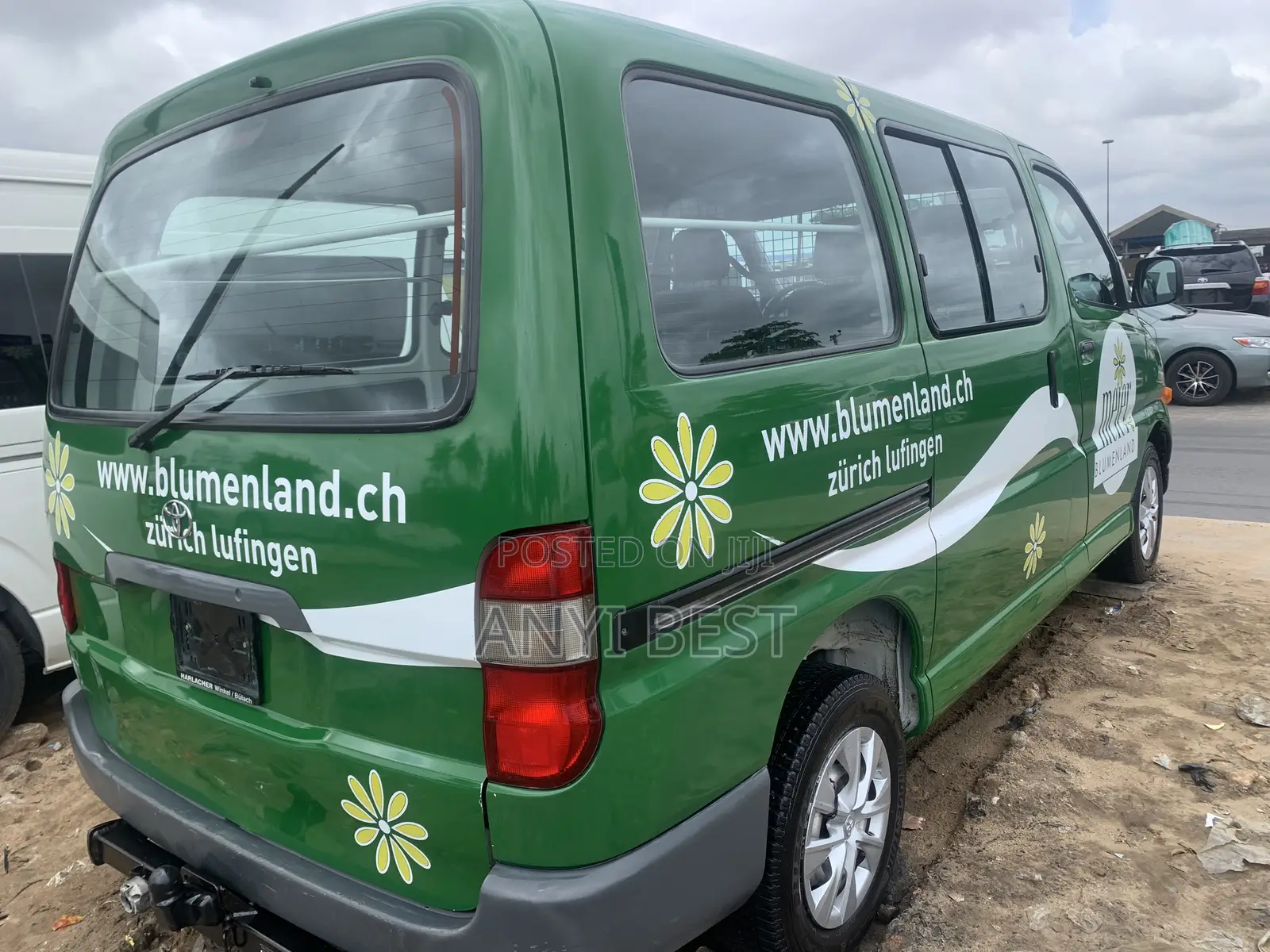 Toyota Grand HiAce 2005 Green