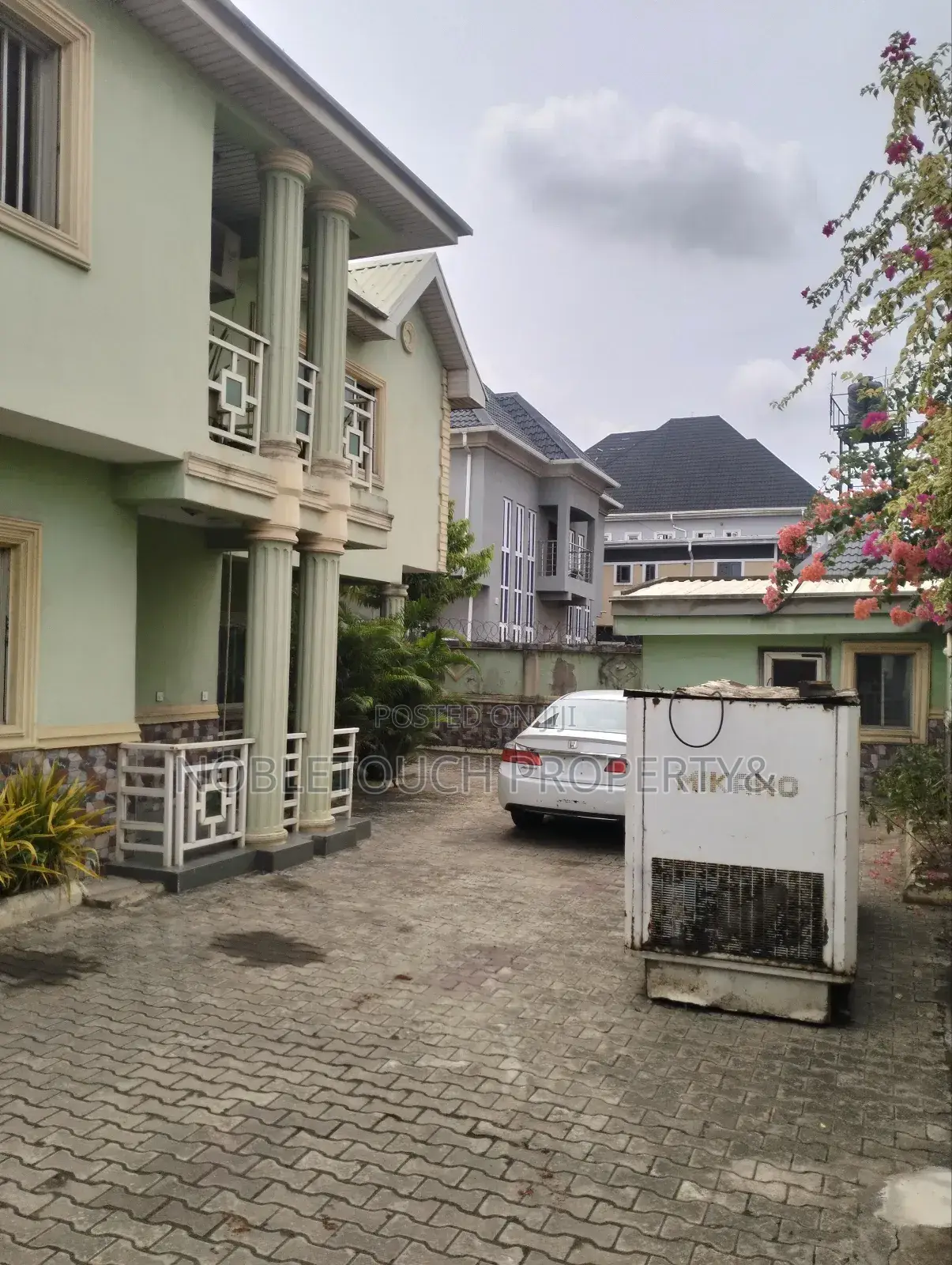 5bdrm Duplex in Ajao Estate Isolo for sale