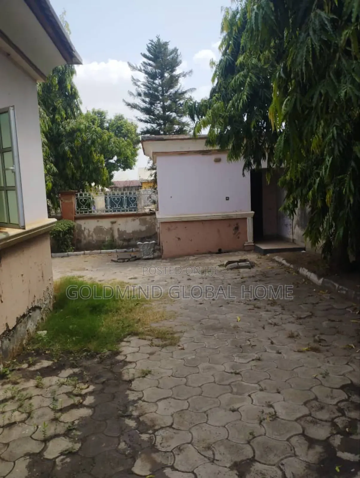 3bdrm Bungalow in Gwagwalada By Phase1, Kutunku for sale