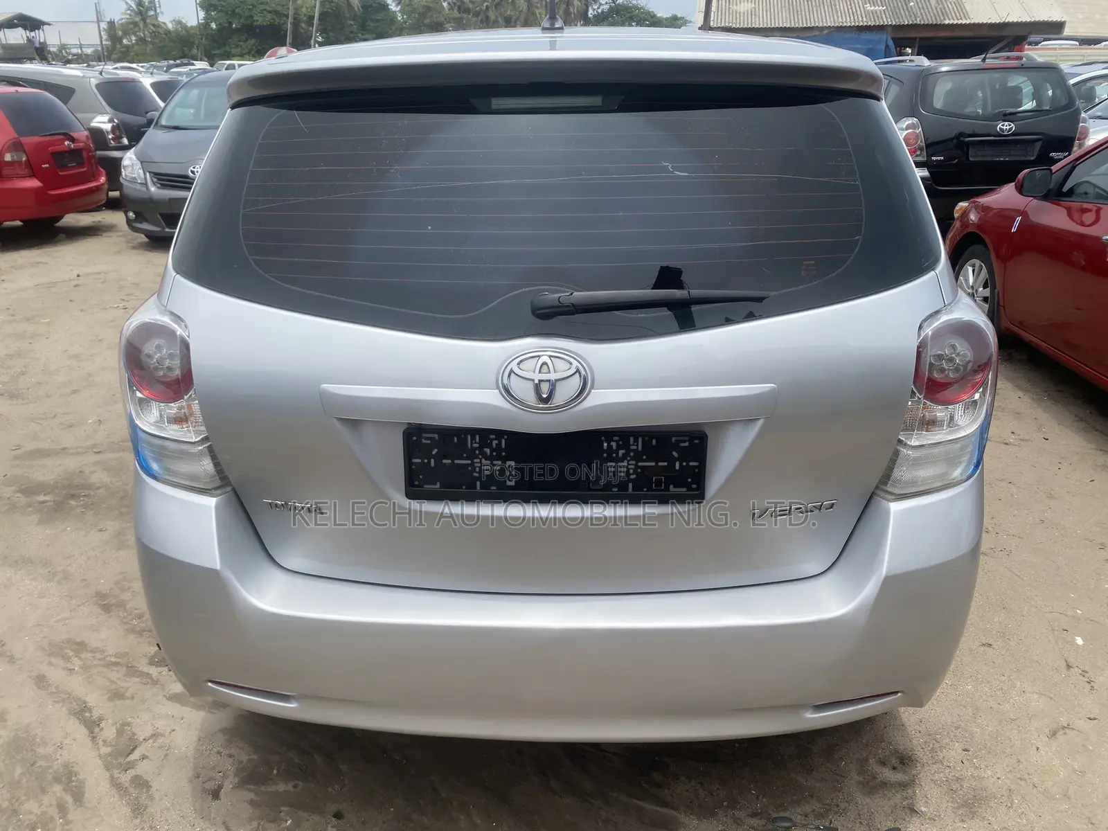 Toyota Verso 1.8 2013 Silver