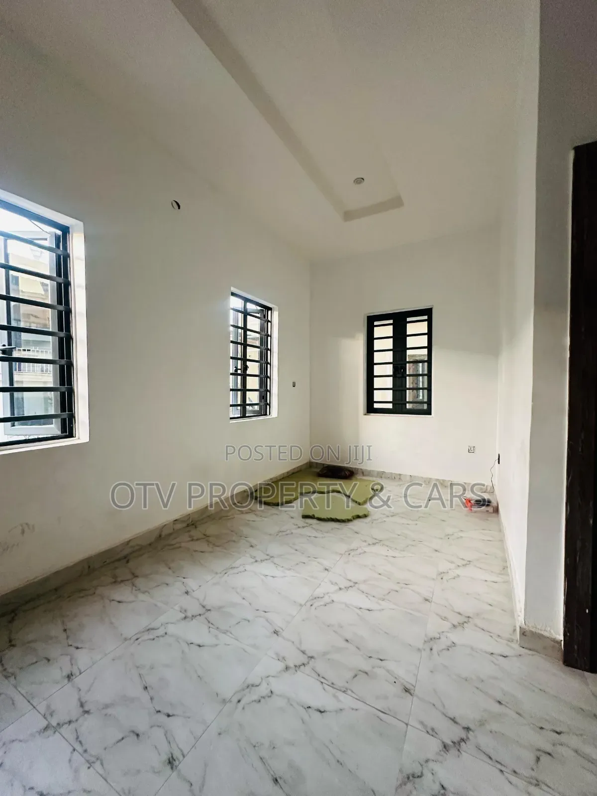 Furnished 4bdrm Duplex in Ikeja for sale