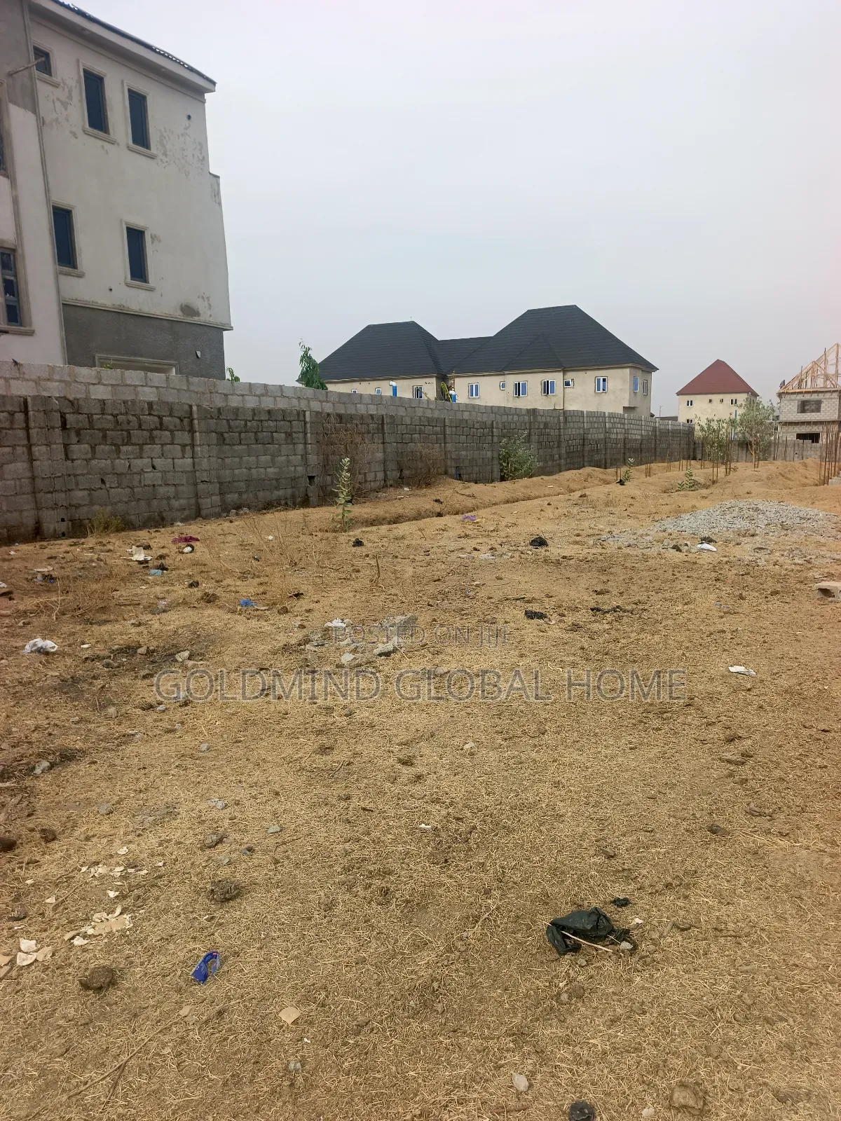 400sqm Estate Land to Build 3 Bedroom Bungalow With B.Q