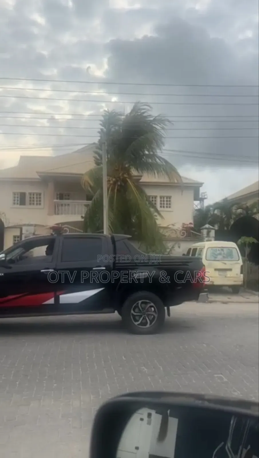 Furnished 6bdrm Duplex in Lekki Phase 1 for sale