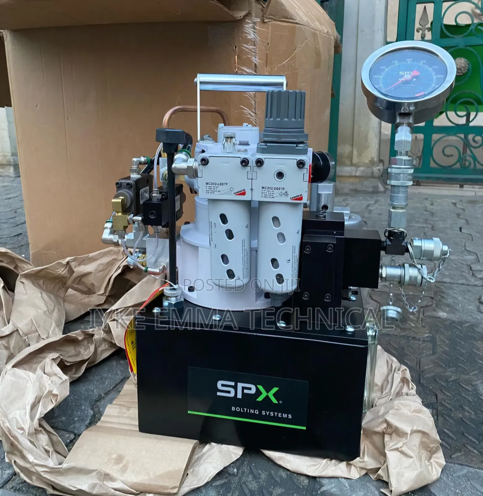 SPX Hydraulic Torque Wrench Pump Air Driven