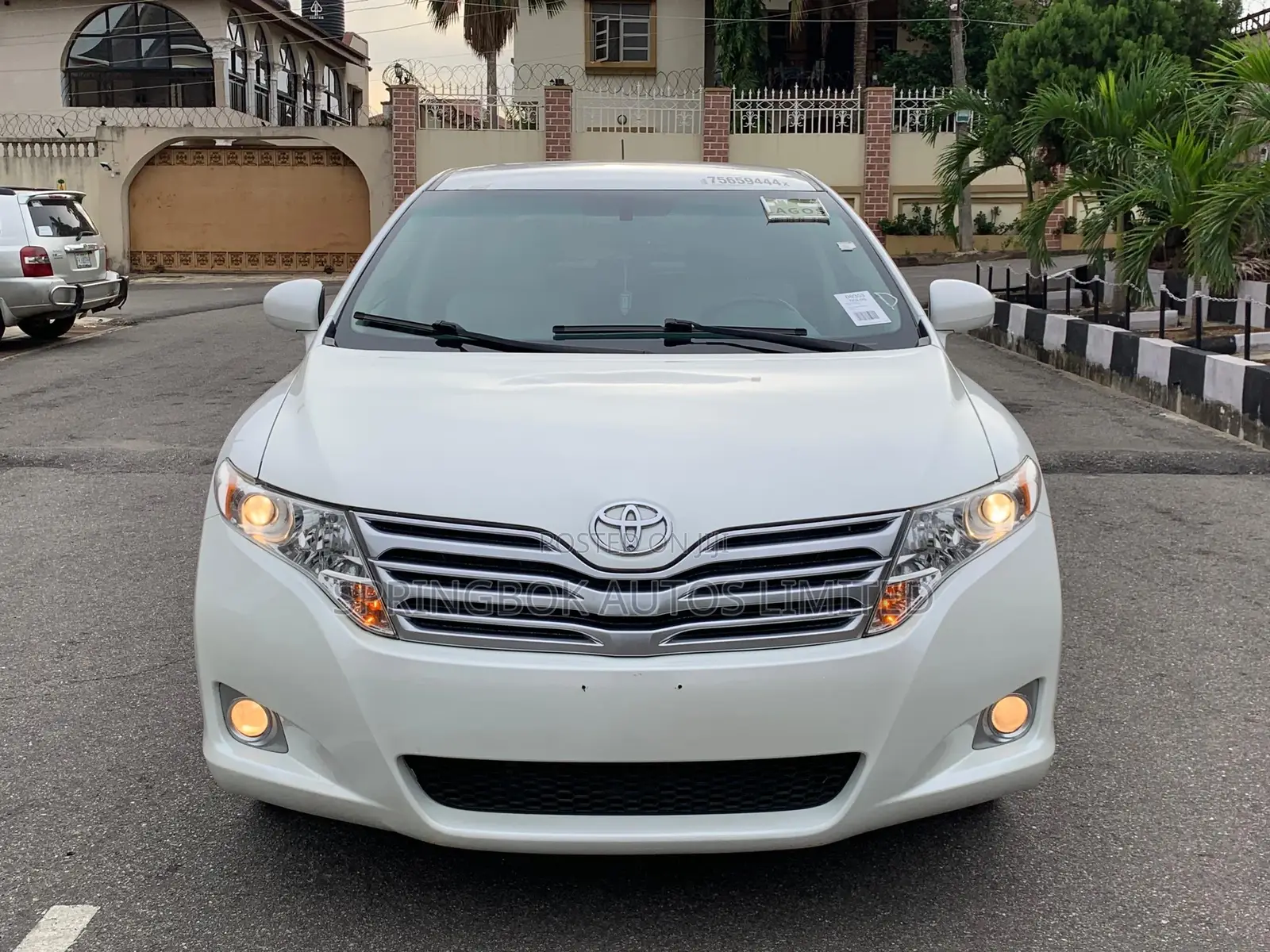 Toyota Venza V6 AWD 2010 White