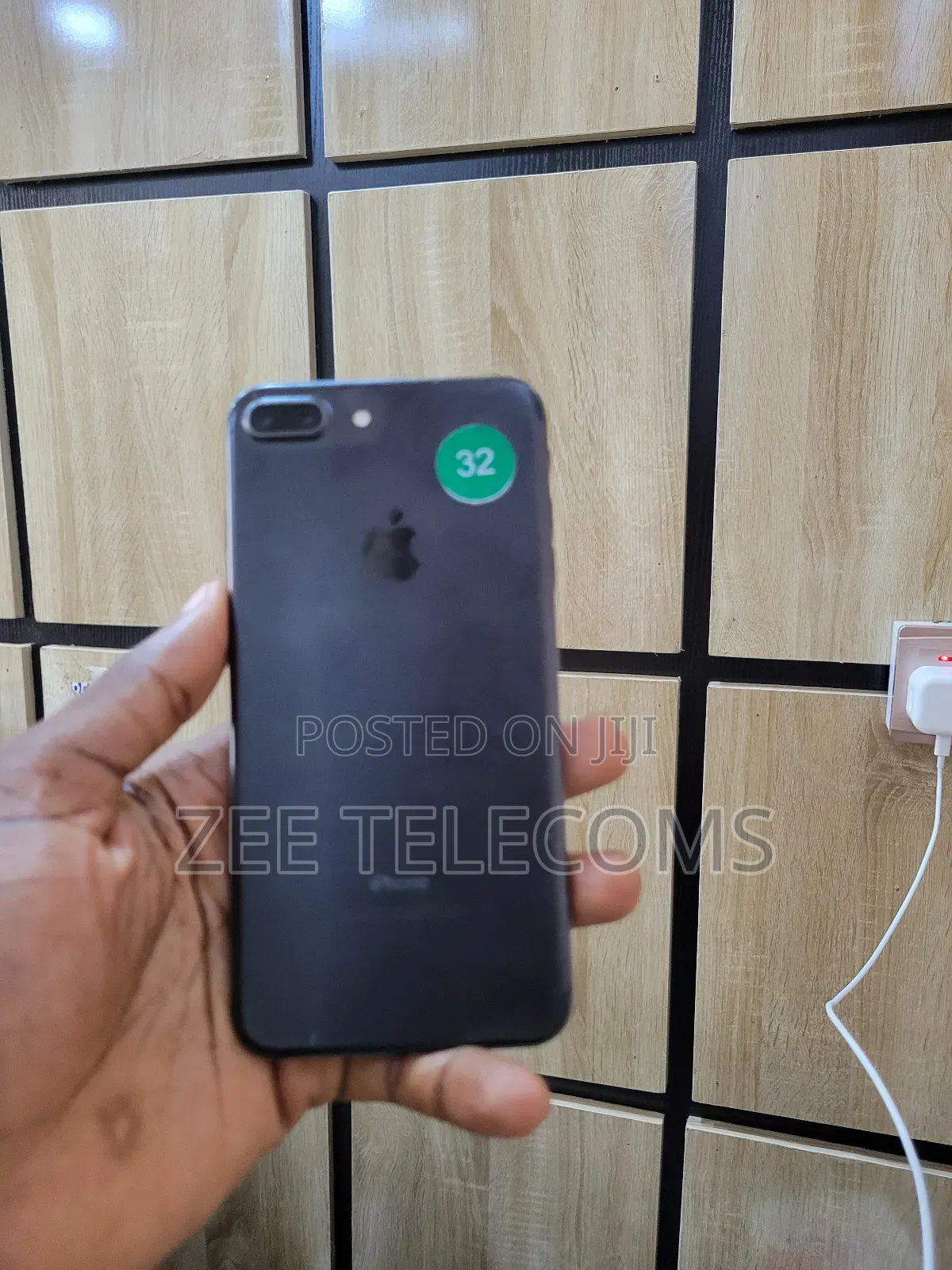 Apple iPhone 7 Plus 32 GB Black