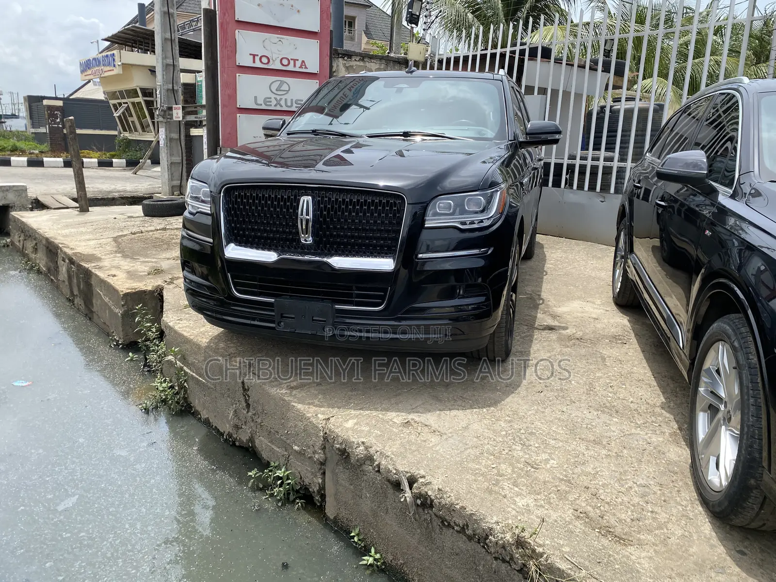 Lincoln Navigator Black Label 2022 Black