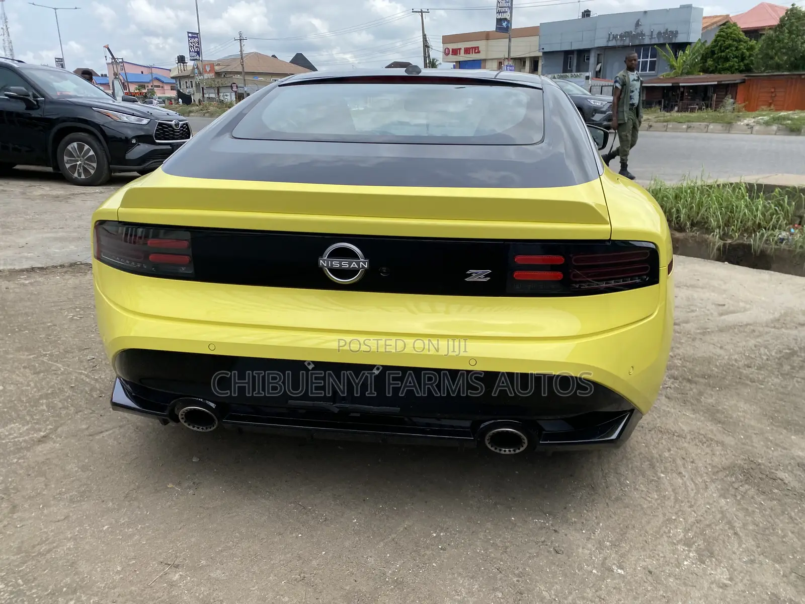 Nissan 370Z 2024 Yellow