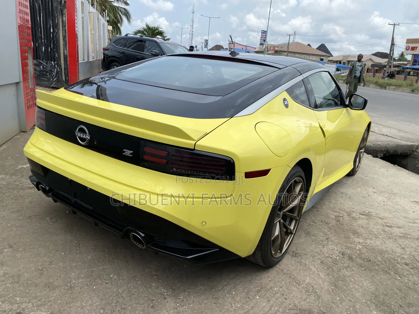 Nissan 370Z 2024 Yellow