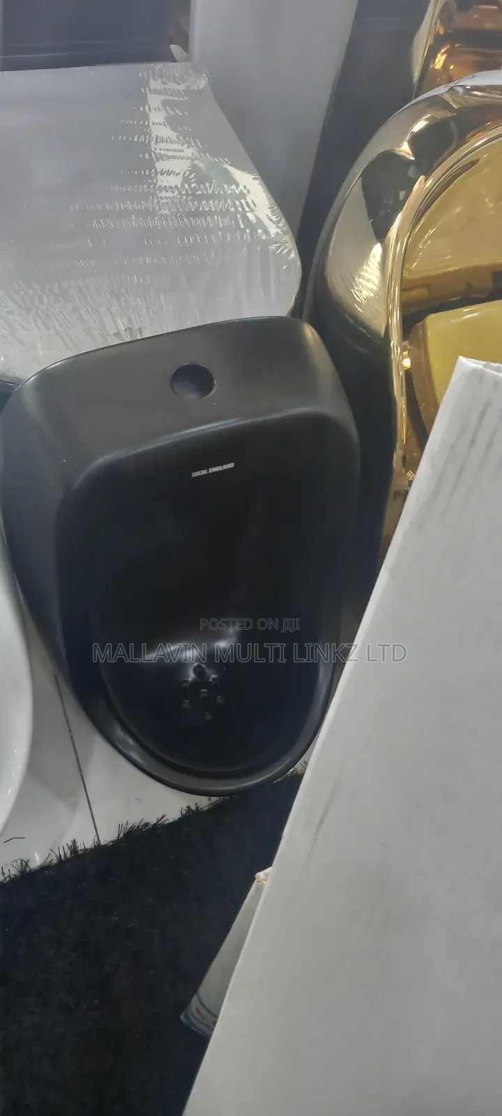 Black Urinal Bowl for Men's Toilet