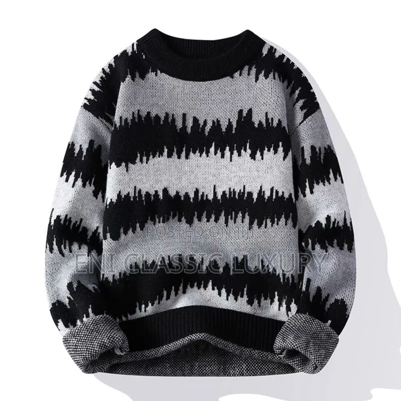 Pure Quality Luxury Cargo Sweatop Well Branded Available