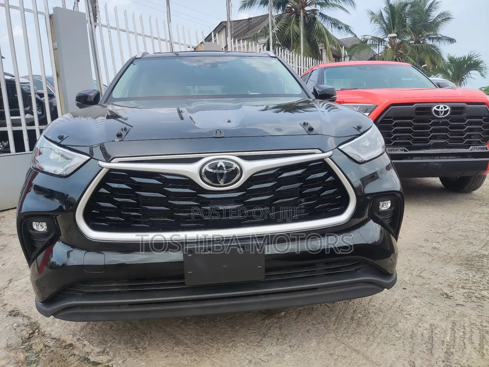 Toyota Highlander XLE 2022 Black