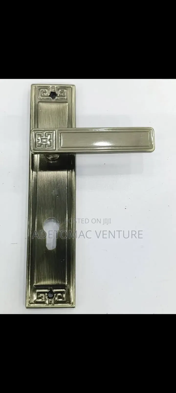 Lock Set and Handle
