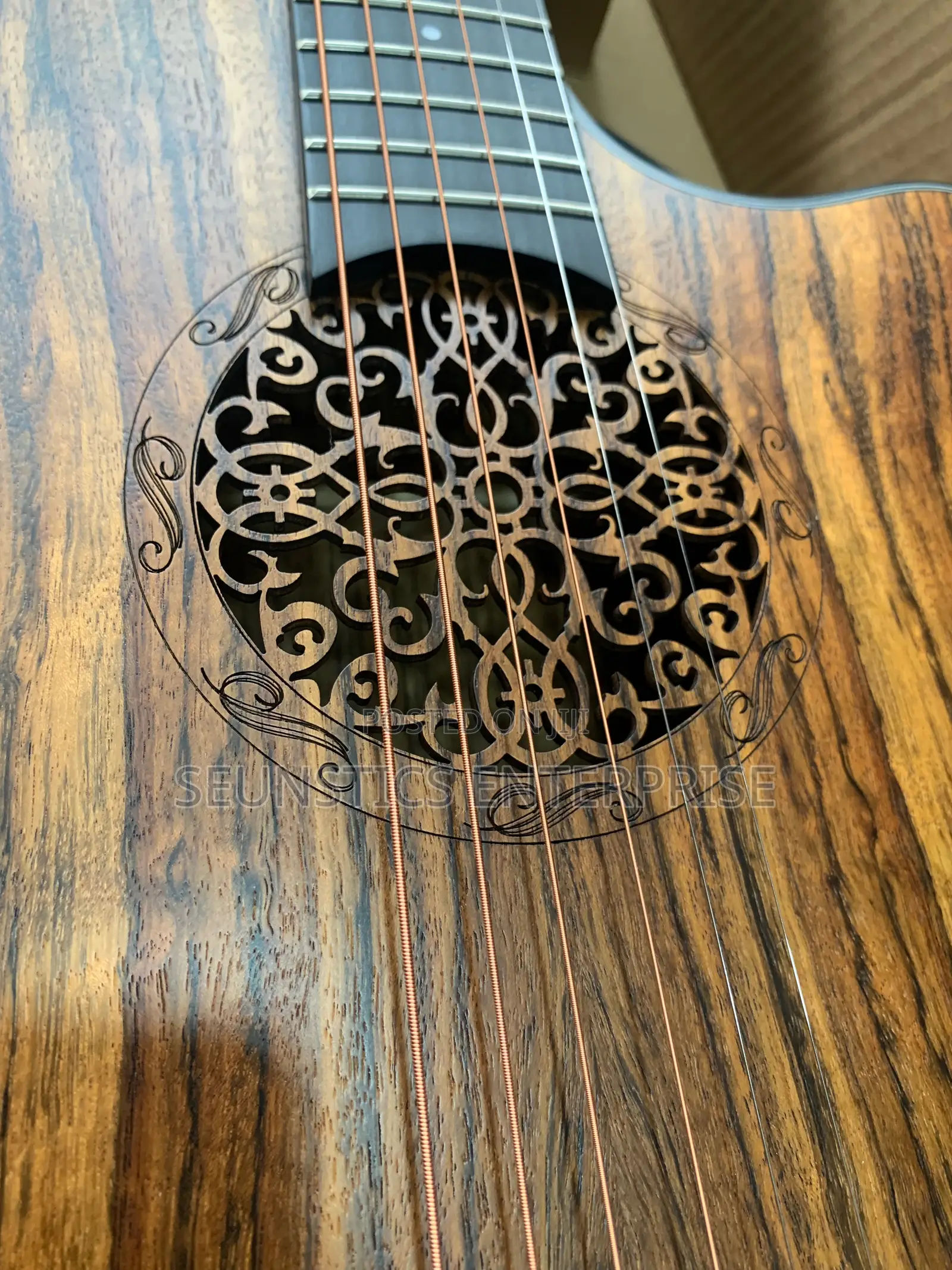 Sweet Smiger Lg 09 Eq Electro Acoustic Guitar