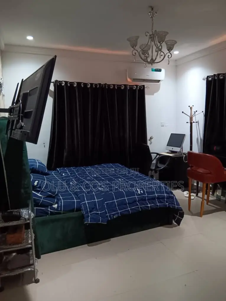 Furnished 2bdrm Block of Flats in River Pack Estate, Lugbe District