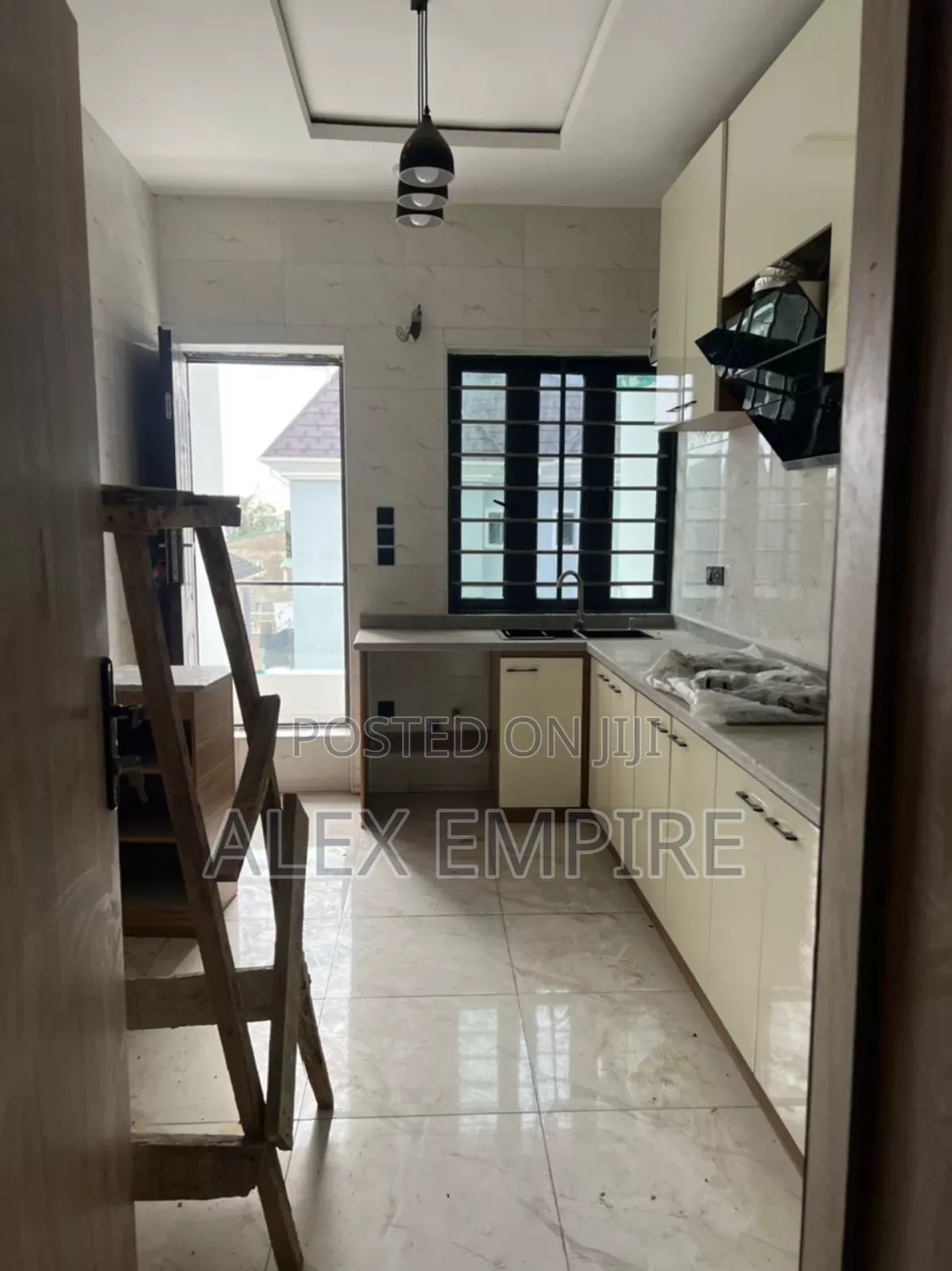 Furnished 4bdrm Block of Flats in Lakeview Estate, Ago Palace for rent