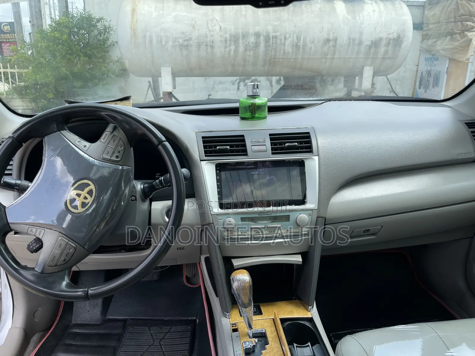 Toyota Camry XLE V6 4dr Sedan (3.5L 6cyl 6AM) 2008 Silver