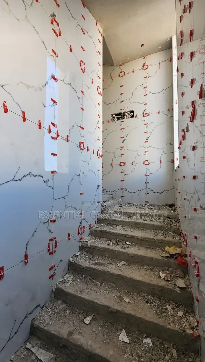Tile Leveling Spacer and Clip
