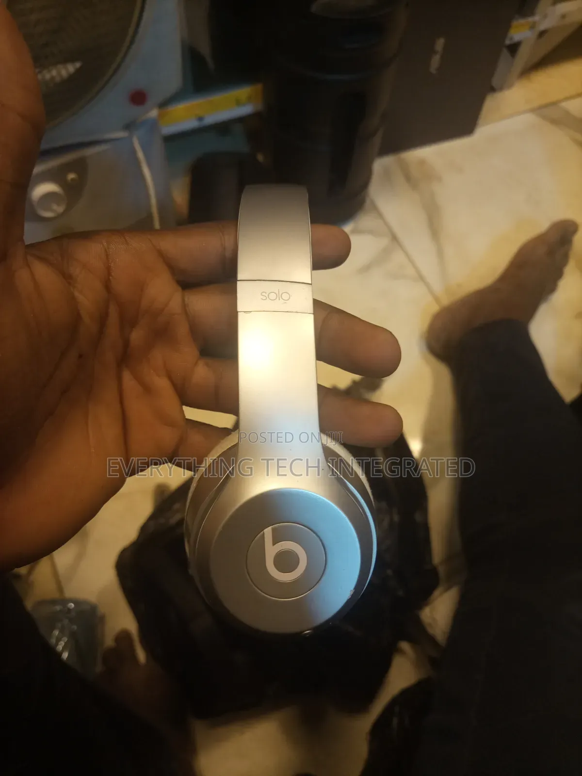 Beats by Dr. Dre Solo3 Wireless Over the Ear Headphones -