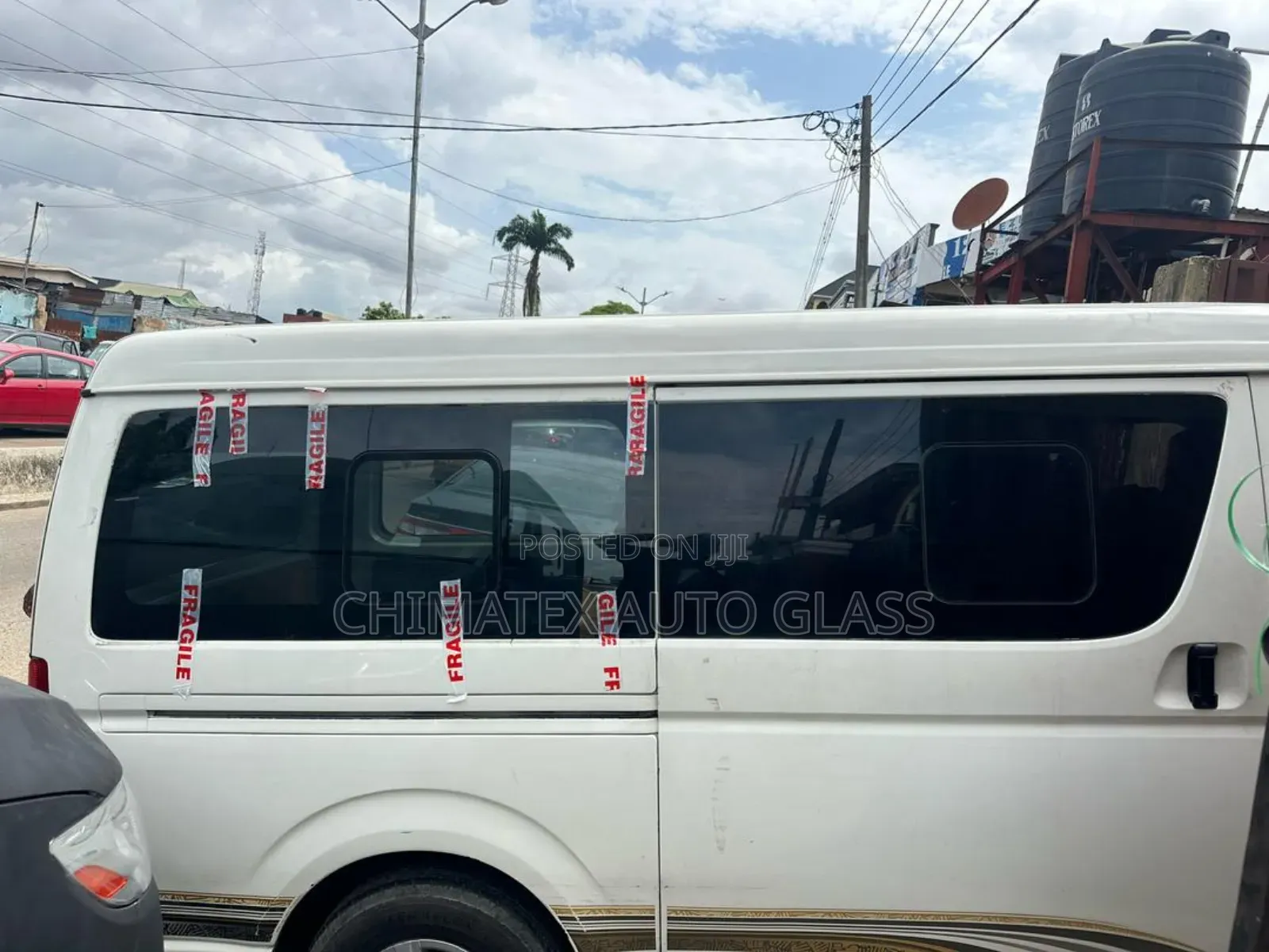 Hummer Bus Ebola Frame Glass Installed Perfectly We Deliver