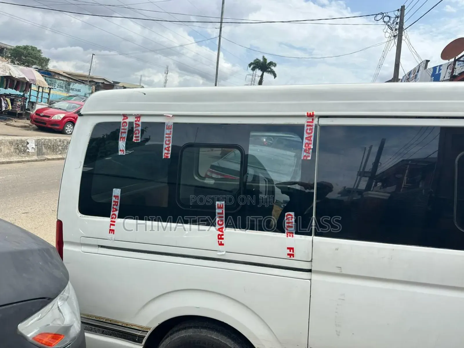 Hummer Bus Ebola Frame Glass Installed Perfectly We Deliver
