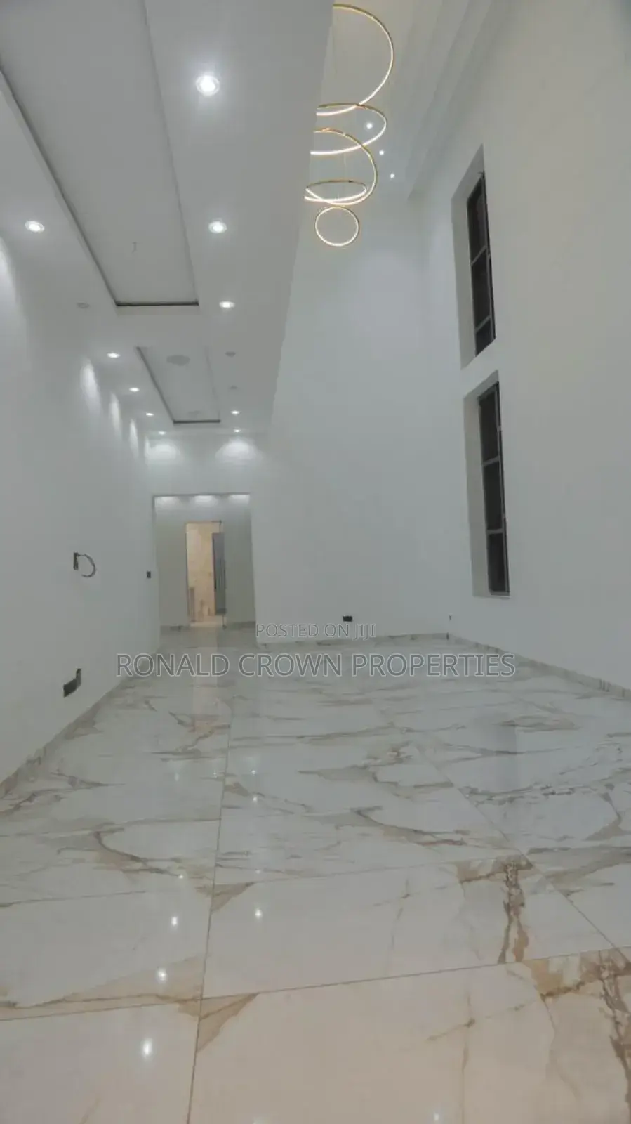 5bdrm Duplex in Lekki Phase 1 for sale