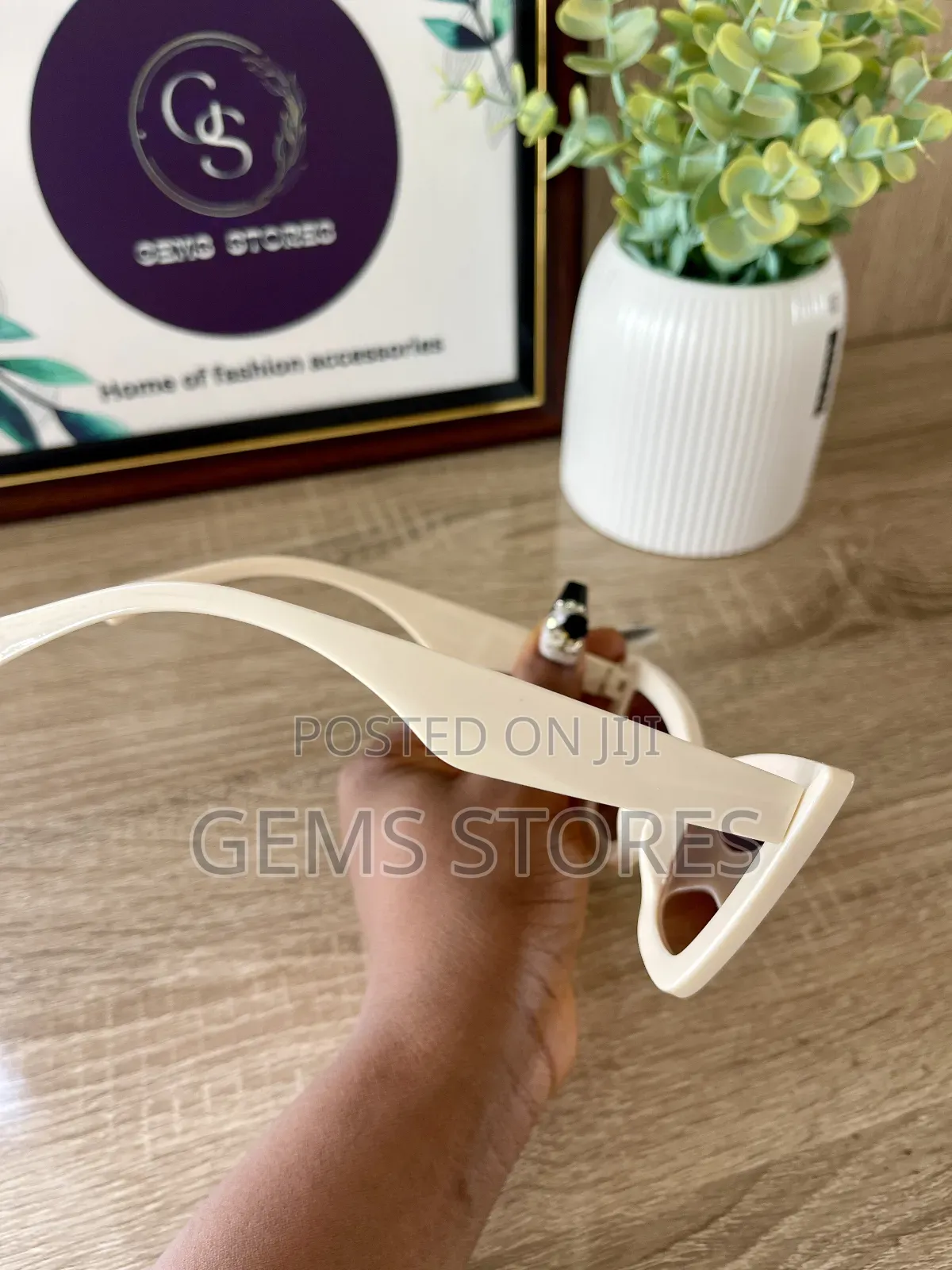 Retro Cat-Eye Sunglass for Women